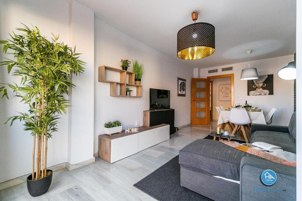 Premium Penthouse With Roof Terrace And Parking In Carlos Haya マラガ エクステリア 写真