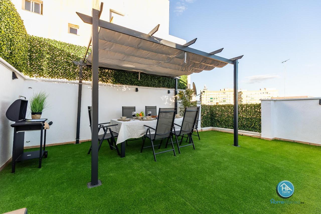 Premium Penthouse With Roof Terrace And Parking In Carlos Haya マラガ エクステリア 写真