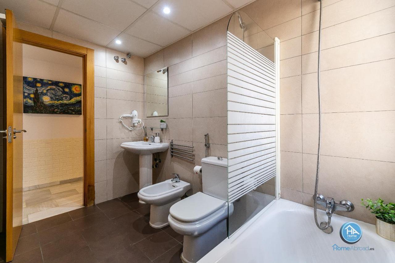 Premium Penthouse With Roof Terrace And Parking In Carlos Haya マラガ エクステリア 写真